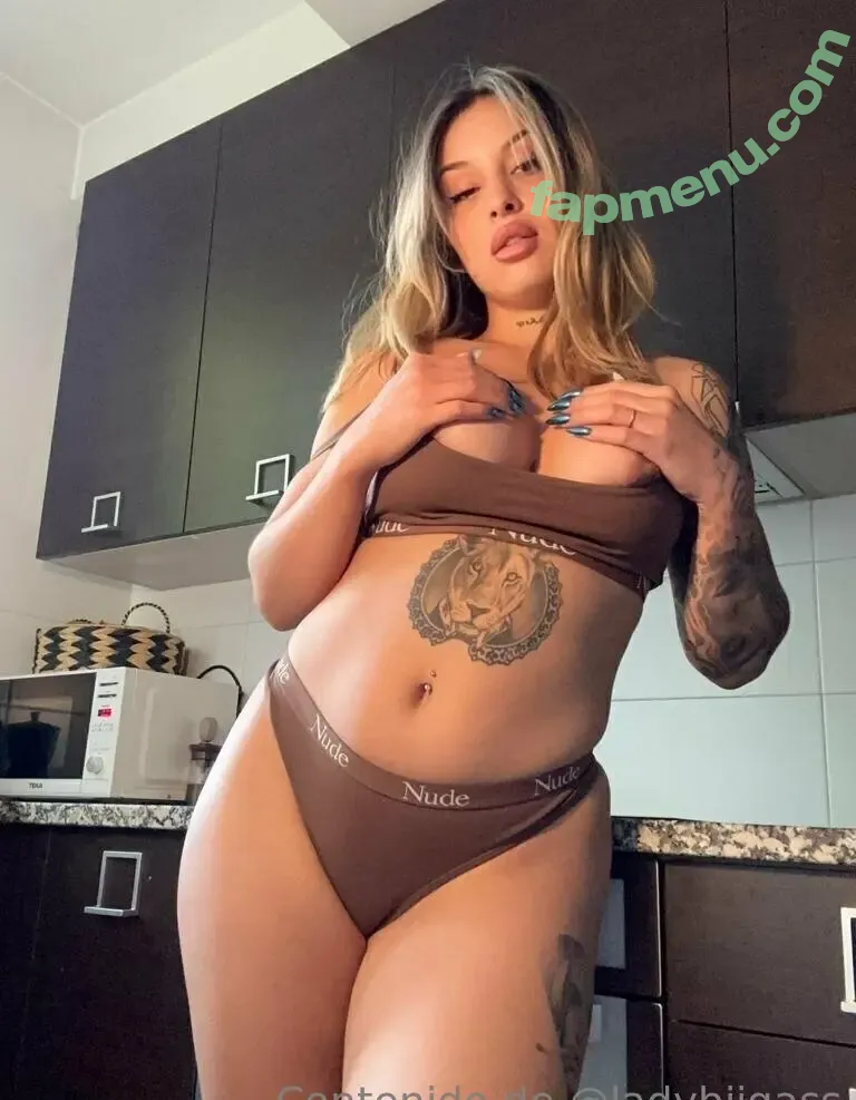 ladybiigass nude photo #0955 (lady__s_____)