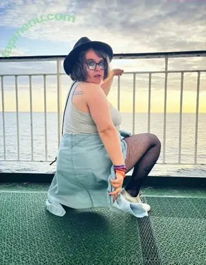 ladyclitter / lady.cl_1tter nude photo #0003