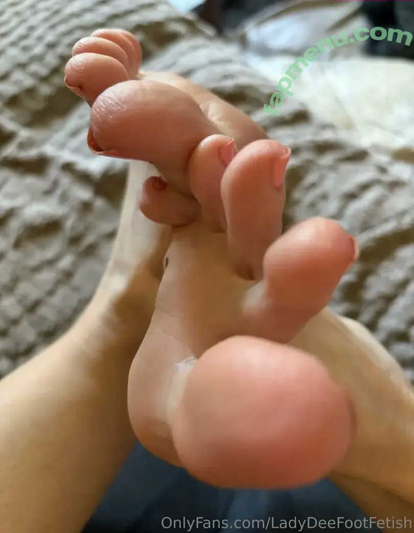 ladydeefootfetish nude photo #0016 (ladydefeet)