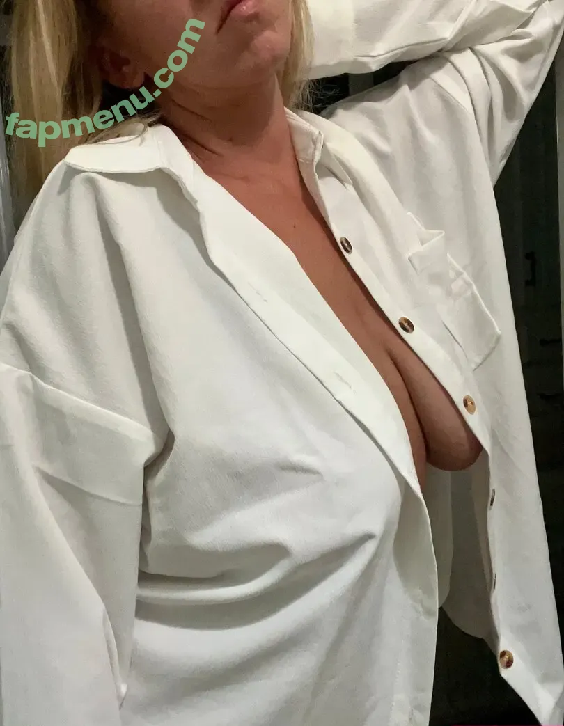 LadyKerrin nude photo #0100 (ladykerri)