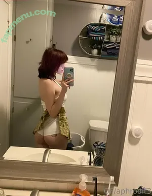 ladykmae / ladykmay nude photo #0030