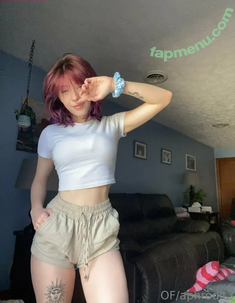 ladykmae nude photo #0025 (ladykmay)