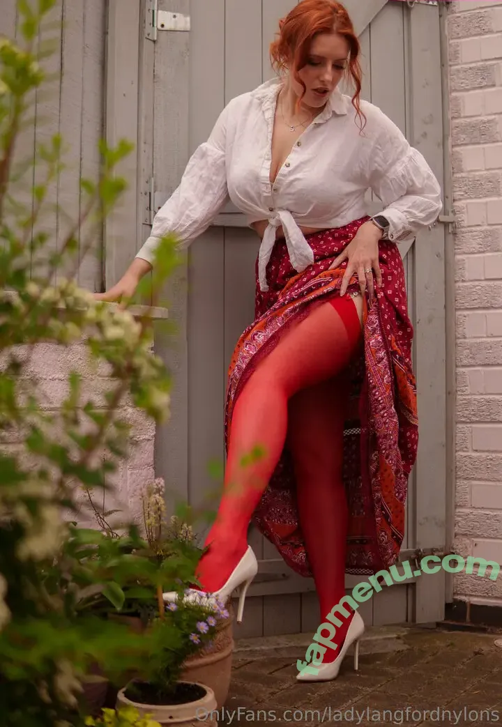 ladylangfordnylons nude photo #0024 (ladylangfordnylons)