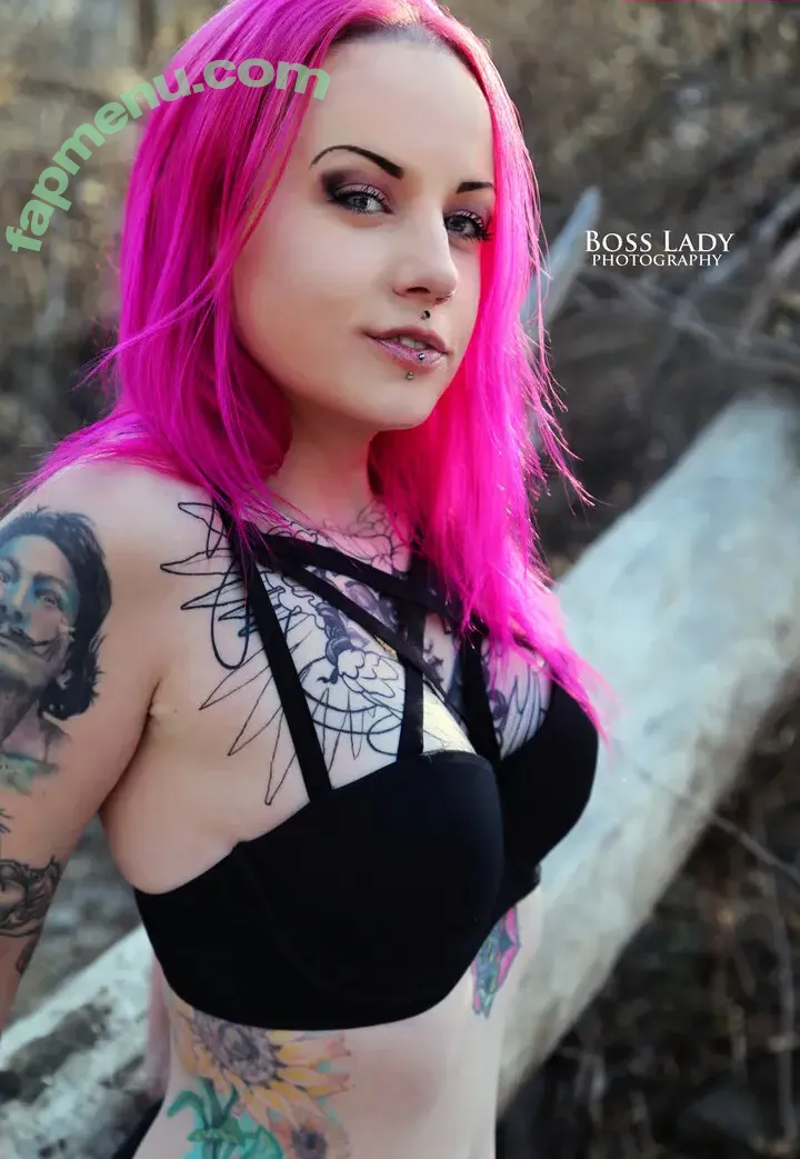 ladylazarusfree nude photo #0002 (ladylazarusfree)