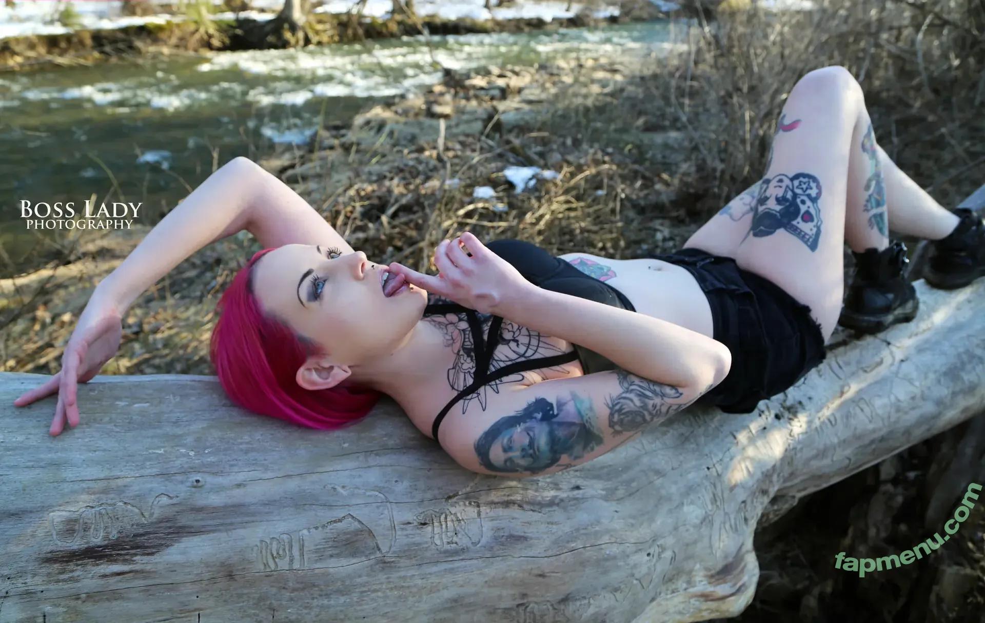 ladylazarusfree nude photo #0007 (ladylazarusfree)