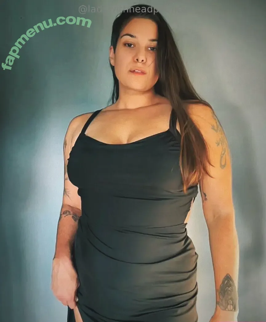 ladywheadphones-free nude photo #0015 (ladywithheadphones)