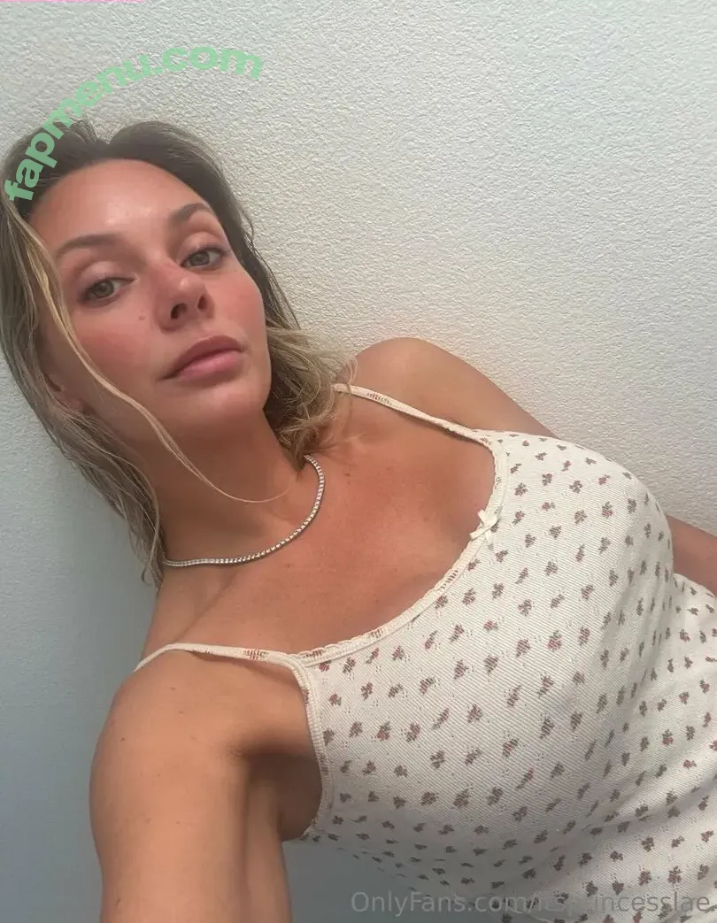 laedevereaux nude photo #0003 (lea.devereaux)