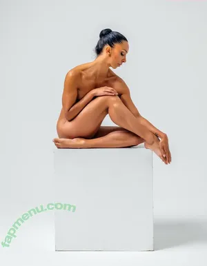 Laetitia Bouffard Roupe / laetitia_channel_model / laetitia_model / laetitiamodel nude photo #0100
