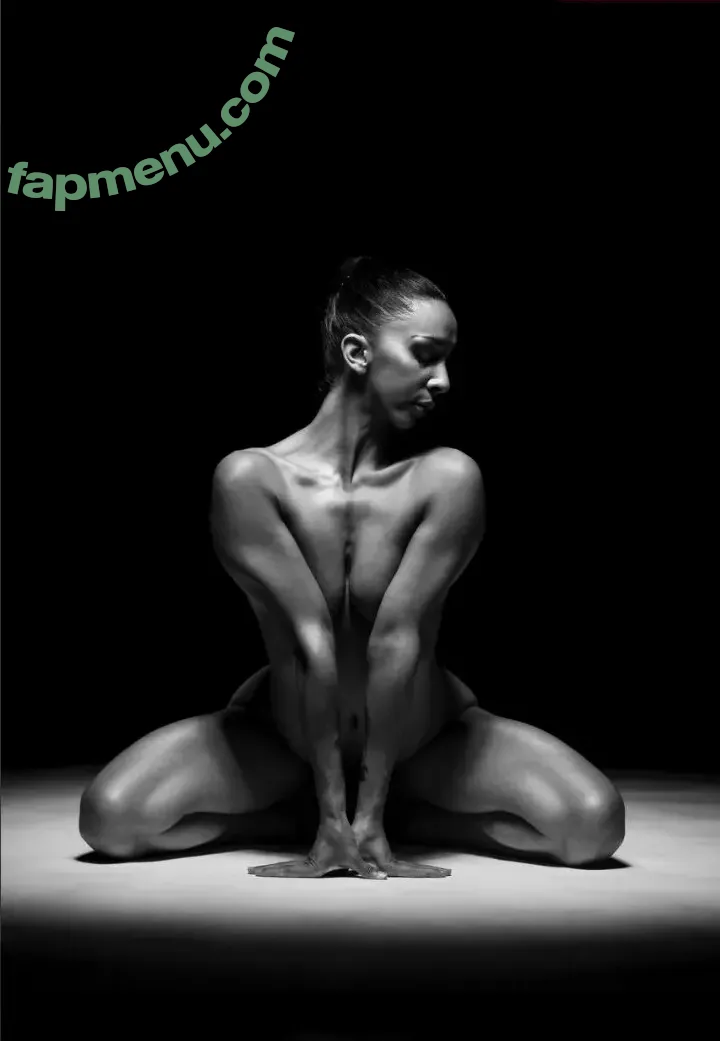 Laetitia Bouffard Roupe nude photo #0088 (laetitia_channel_model / laetitia_model / laetitiamodel)