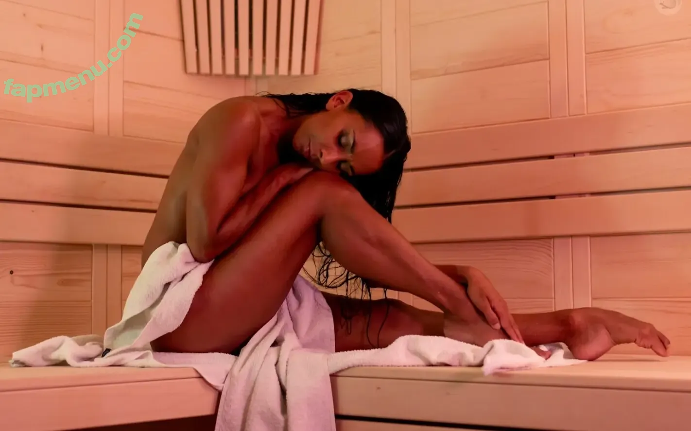 Laetitia Bouffard Roupe nude photo #0106 (laetitia_channel_model / laetitia_model / laetitiamodel)