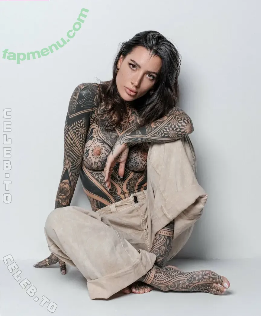 Léah Blum nude photo #0229 (Blumphoto / iam.blum)