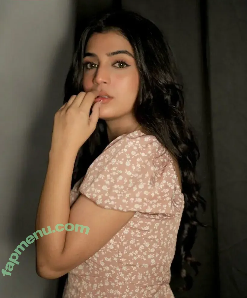Laiba Khan nude photo #0013 (Laiba Khan)