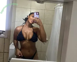 lailasantiagoo / xo.lailasantiago nude photo #0012