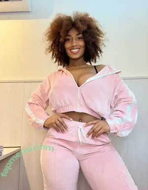 lailasantiagoo / xo.lailasantiago nude photo #0016