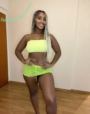 lailasantiagoo / xo.lailasantiago nude photo #0019