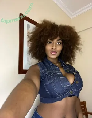 lailasantiagoo / xo.lailasantiago nude photo #0025