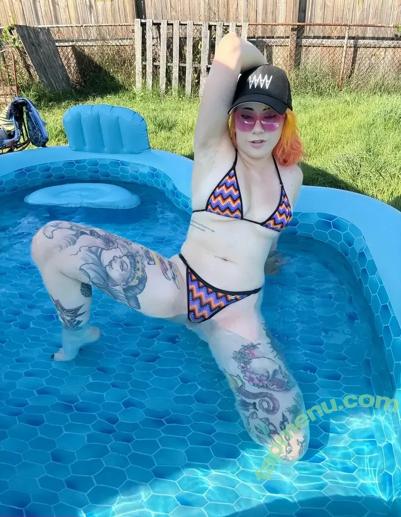 laineycat nude photo #0054 (lainey.cat)