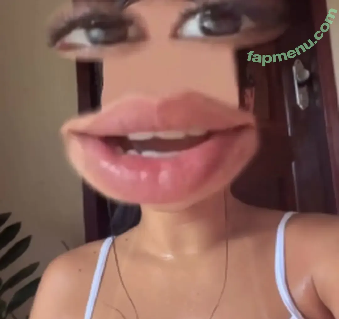 Lais Miranda nude photo #0038 (laaismiranda_)