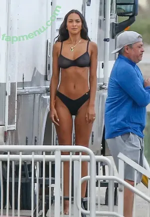 Lais Ribeiro / Lalaribeiro16 / girib / laisribeiro nude photo #0995