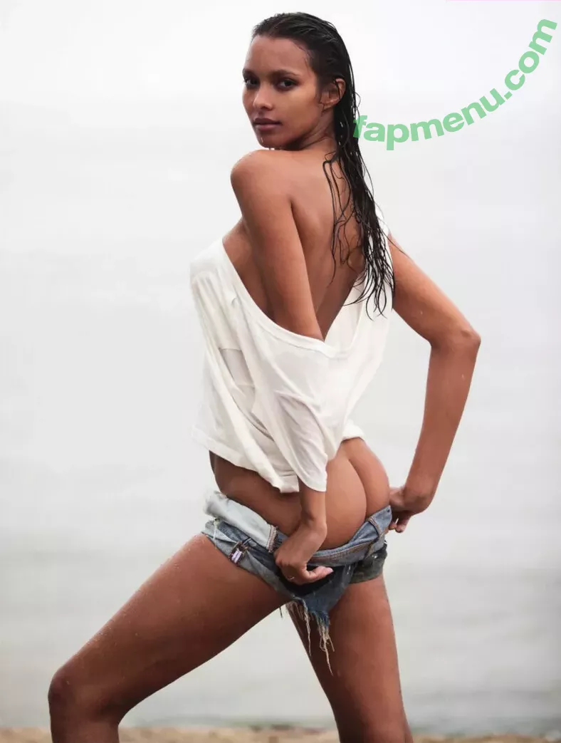 Lais Ribeiro nude photo #0177 (Lalaribeiro16 / girib / laisribeiro)