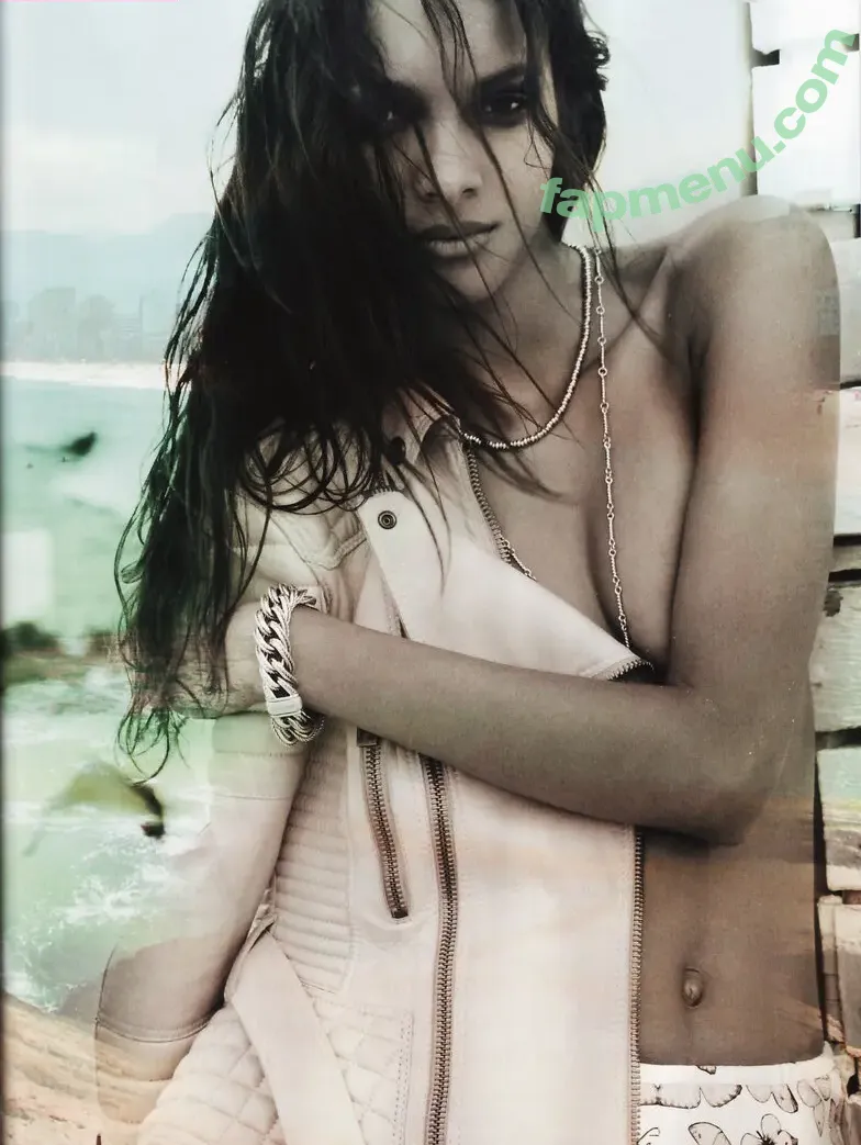Lais Ribeiro nude photo #0907 (Lalaribeiro16 / girib / laisribeiro)