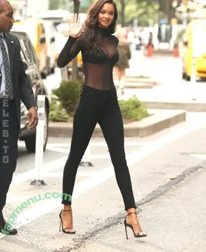 Lais Ribeiro / LaisRibeiro.Official / Lalaribeiro16 / girib / laisribeiro nude photo #1018