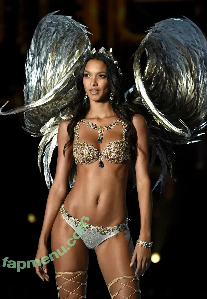 Lais Ribeiro nude photo #1059 (LaisRibeiro.Official / Lalaribeiro16 / girib / laisribeiro)