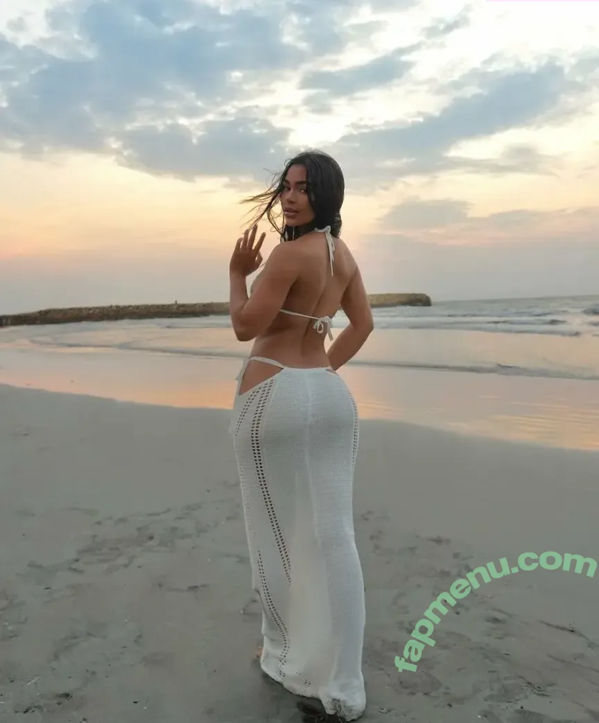 Lakaryofficial nude photo #0078 (Lakaryofficial)