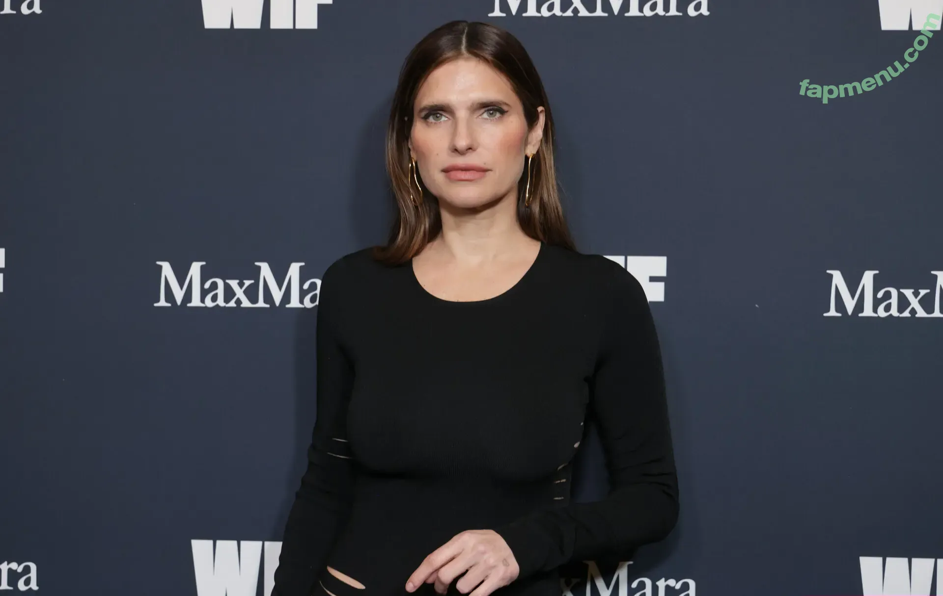 Lake Bell nude photo #0458 (lakebell)