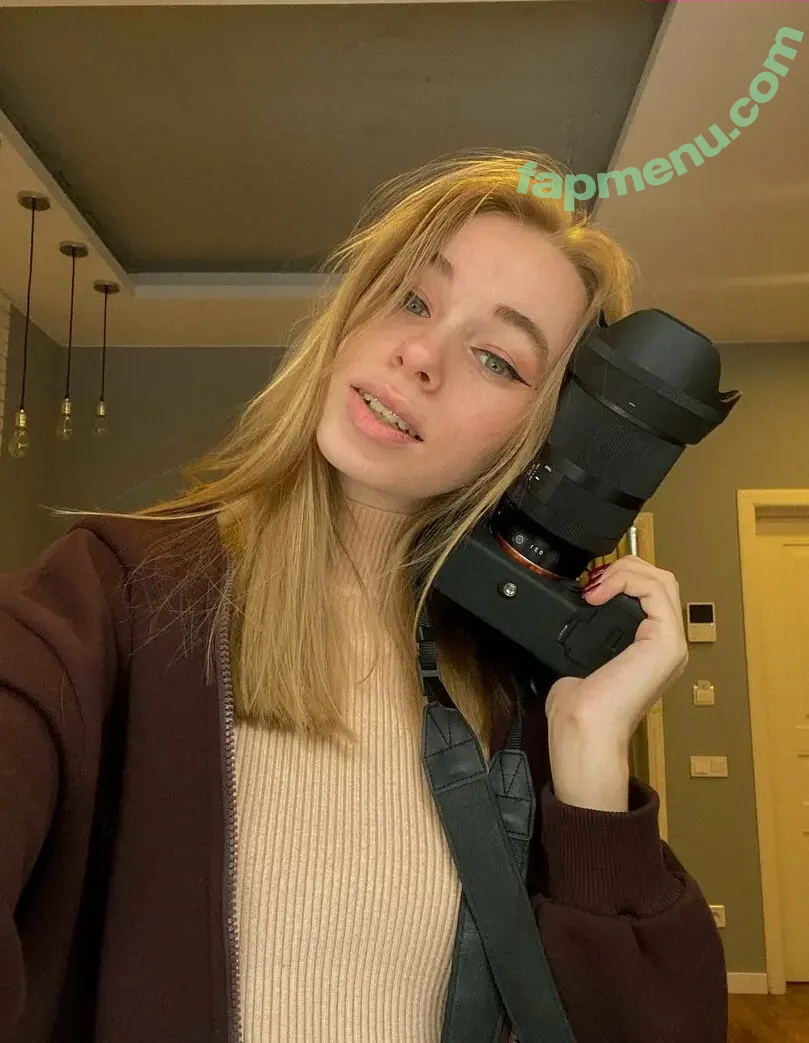 lakiza_ann nude photo #0059 (lakiza.ann)