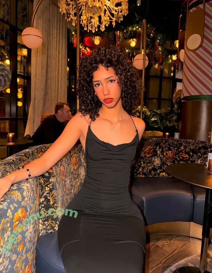 lalayravo nude photo #0013 (lalayravo)