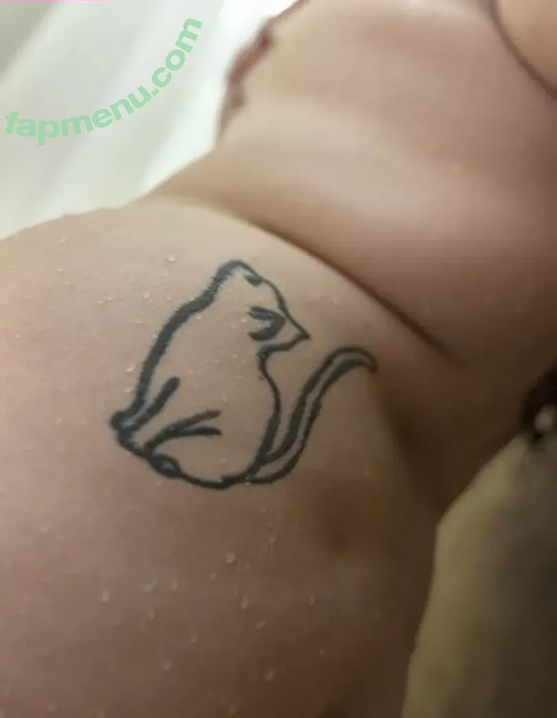 Lalenoraaa nude photo #0195 (lalaalaaa)