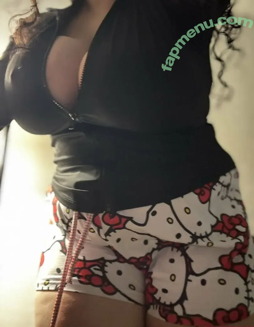 Lalenoraaa nude photo #0223 (lalaalaaa)