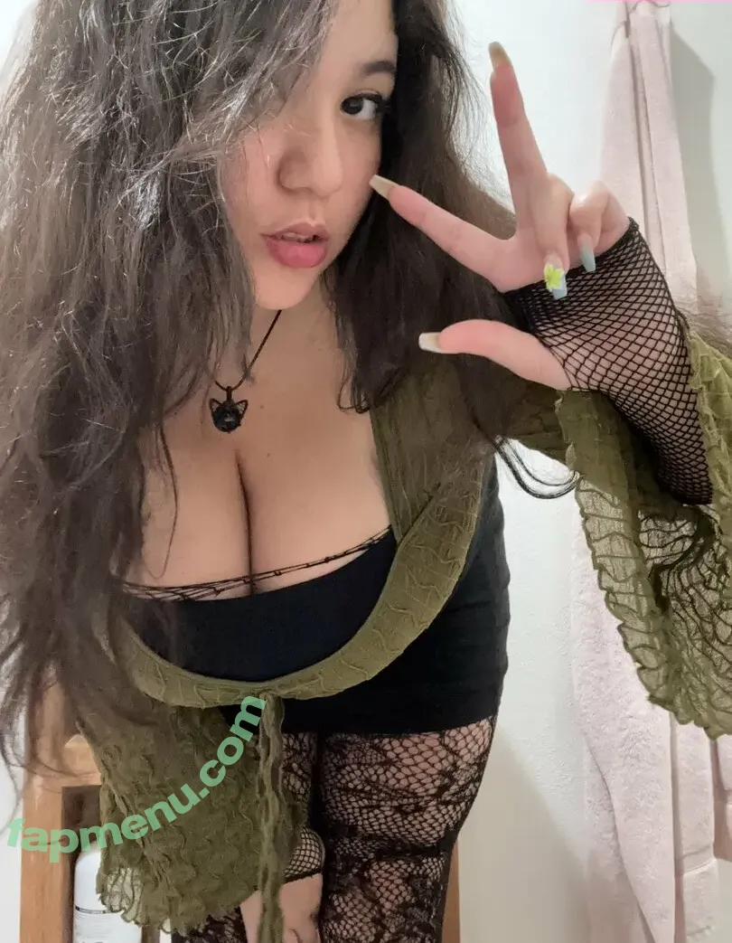 Lalenoraaa nude photo #0171 (lalaalaaa)