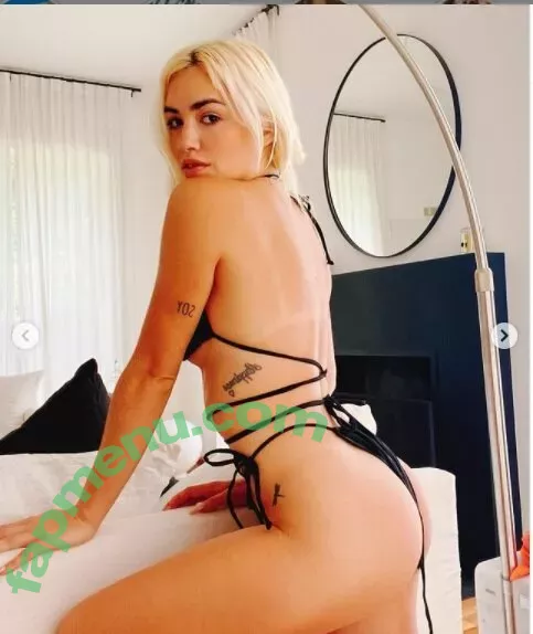 Lali Esposito nude photo #0021 (lalioficial)