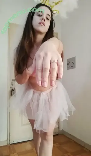  nude photo #0004