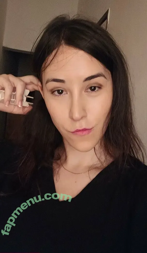 laliwhite nude photo #0096 (laliwhite)