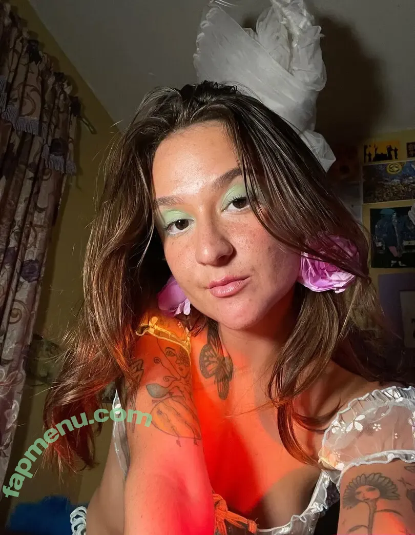 lamamifertil nude photo #0135 (malemiller_)