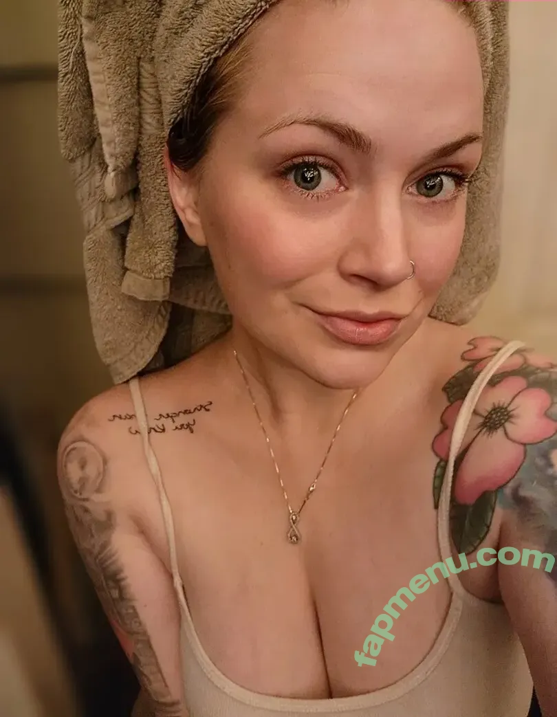 Lameassloser95 / Coolassloser95 nude photo #0044 (Lameassloser95)