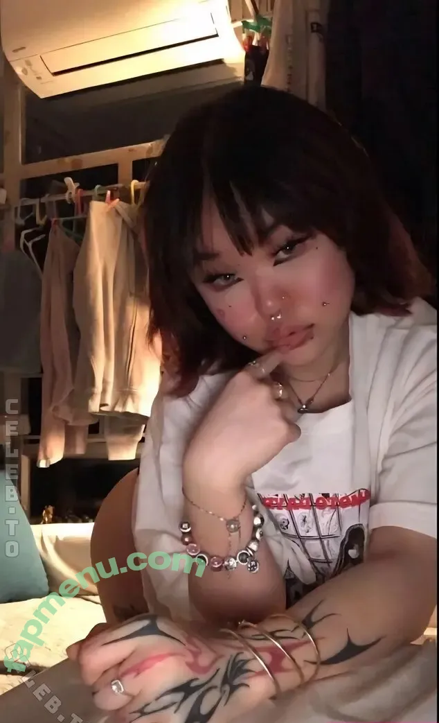 Lammyta nude photo #0049 (Lammyta)