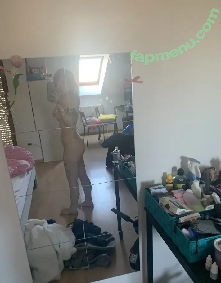 Lammyta nude photo #0086 (Lammyta)