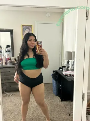 lamosha / lizxbethy nude photo #0003
