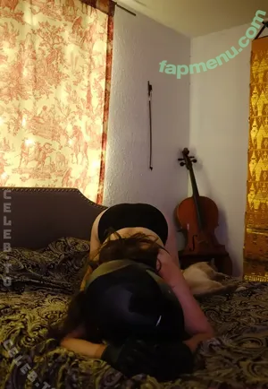 Lamotogirl nude photo #0068