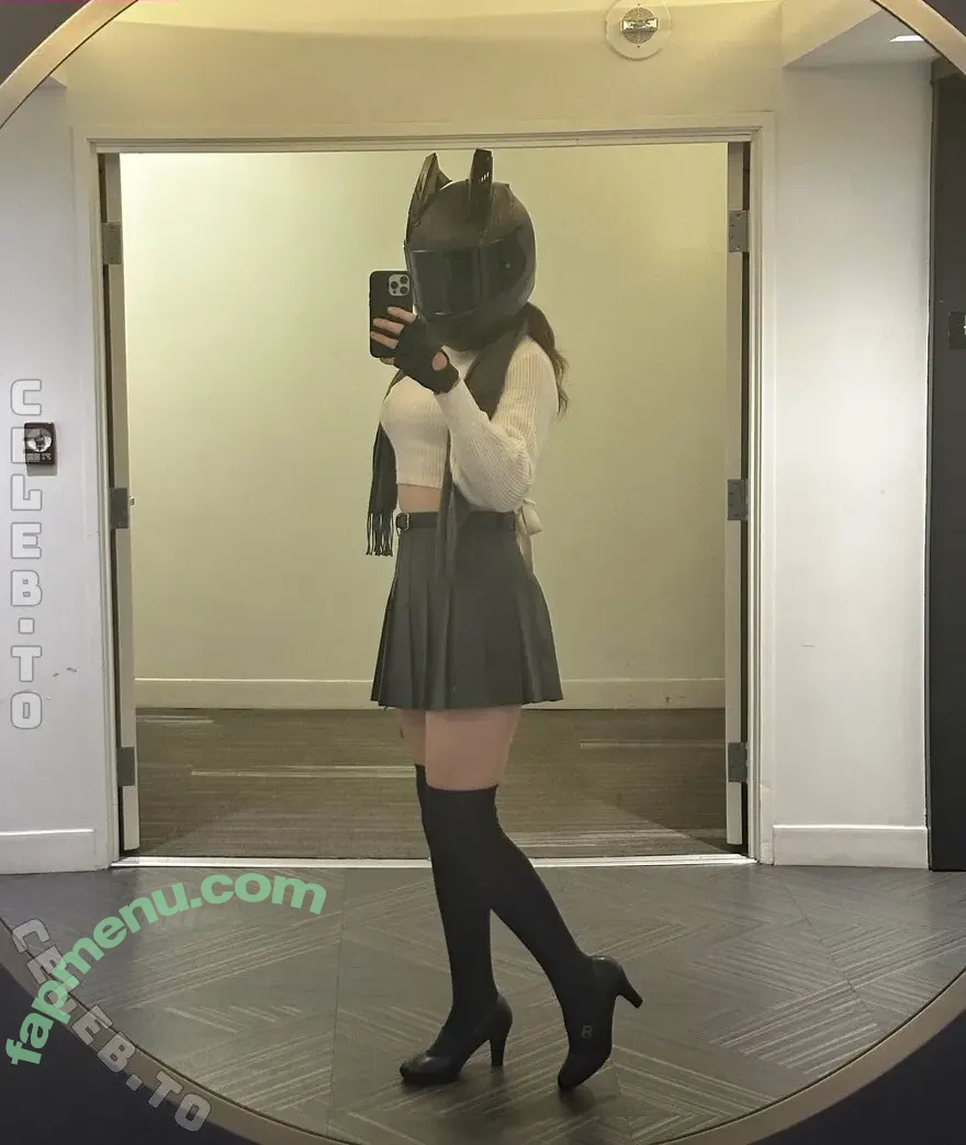 Lamotogirl nude photo #0075 (Lamotogirl)