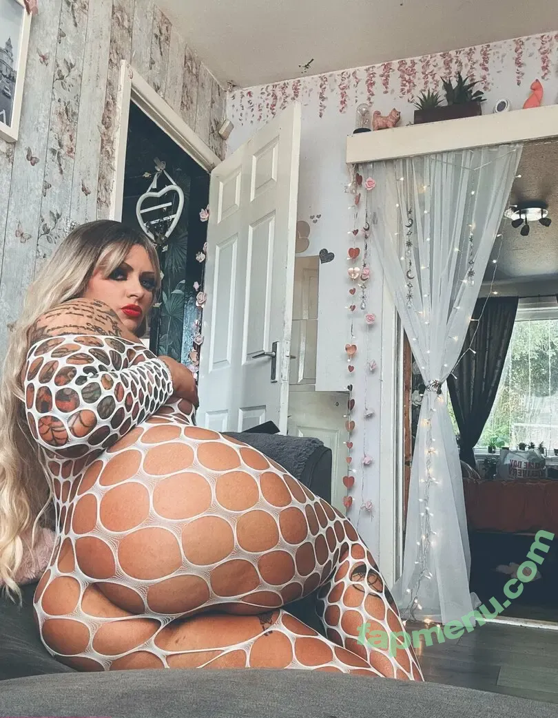 Lana Austin nude photo #0092 (lana_austin1 / lanaaustin)