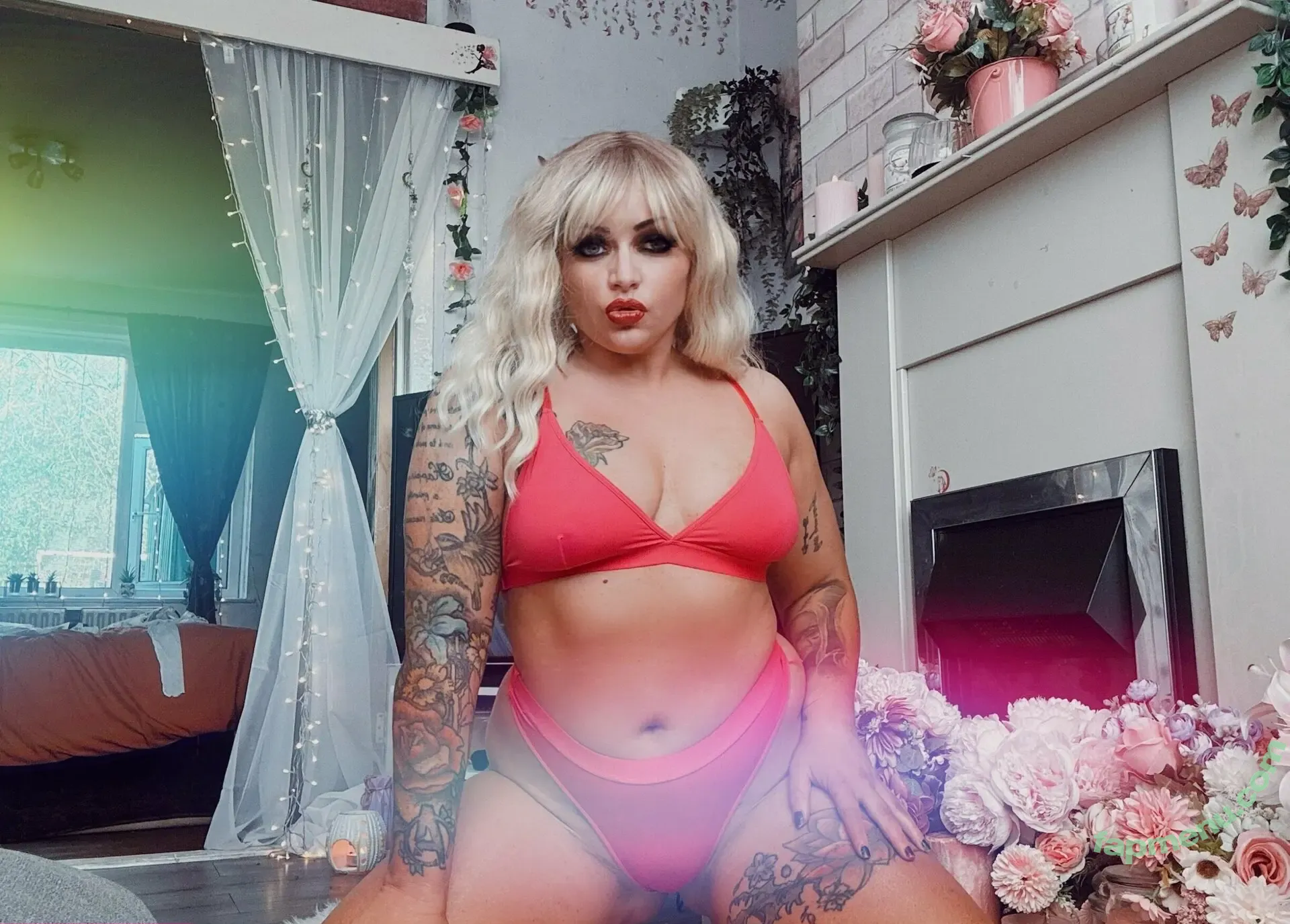 Lana Austin nude photo #0139 (lana_austin1 / lanaaustin)