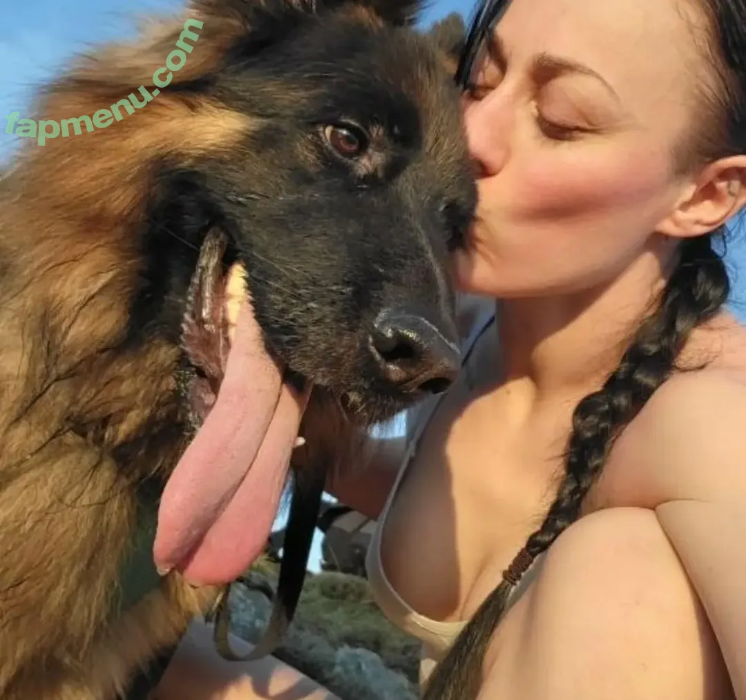 Lana Campbell nude photo #0052 (lanacampbellx)