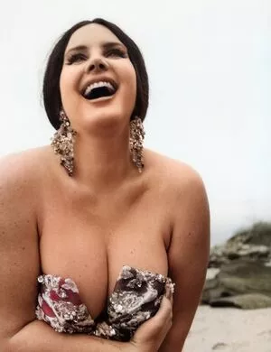 Lana Del Rey / lanadelrey / lanaraybabyx nude photo #0019