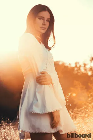 Lana Del Rey / lanadelrey / lanaraybabyx nude photo #0068