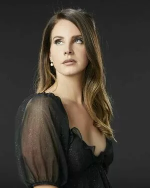 Lana Del Rey / lanadelrey / lanaraybabyx nude photo #0070